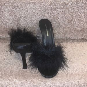 Kitten heels fuzzy slippers sliders slide sandals